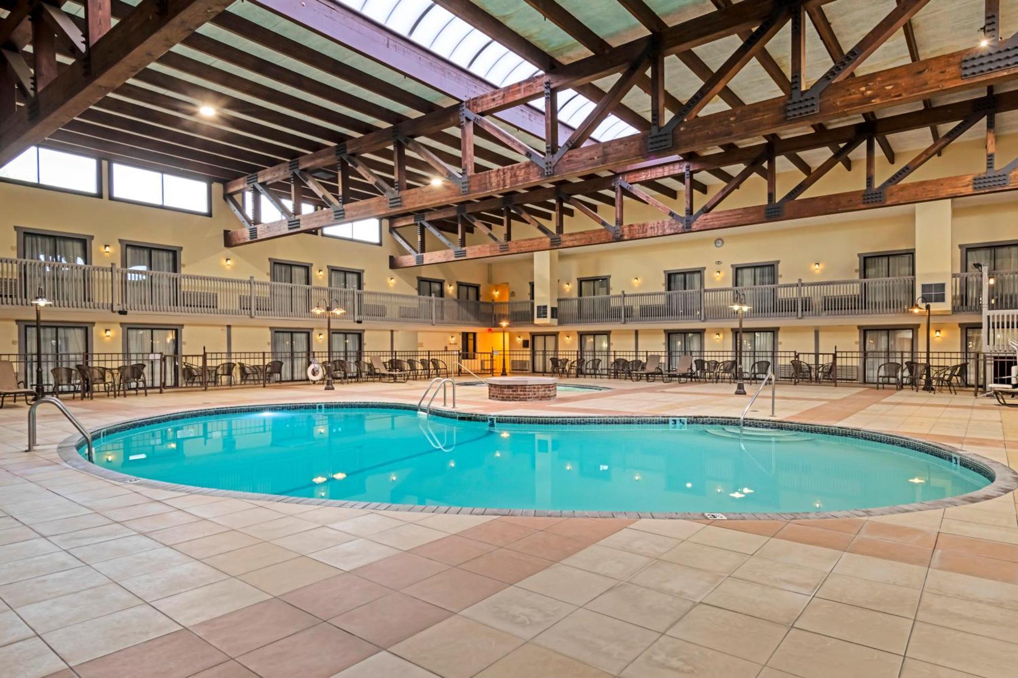 Best Western Plus New Ulm Exterior photo