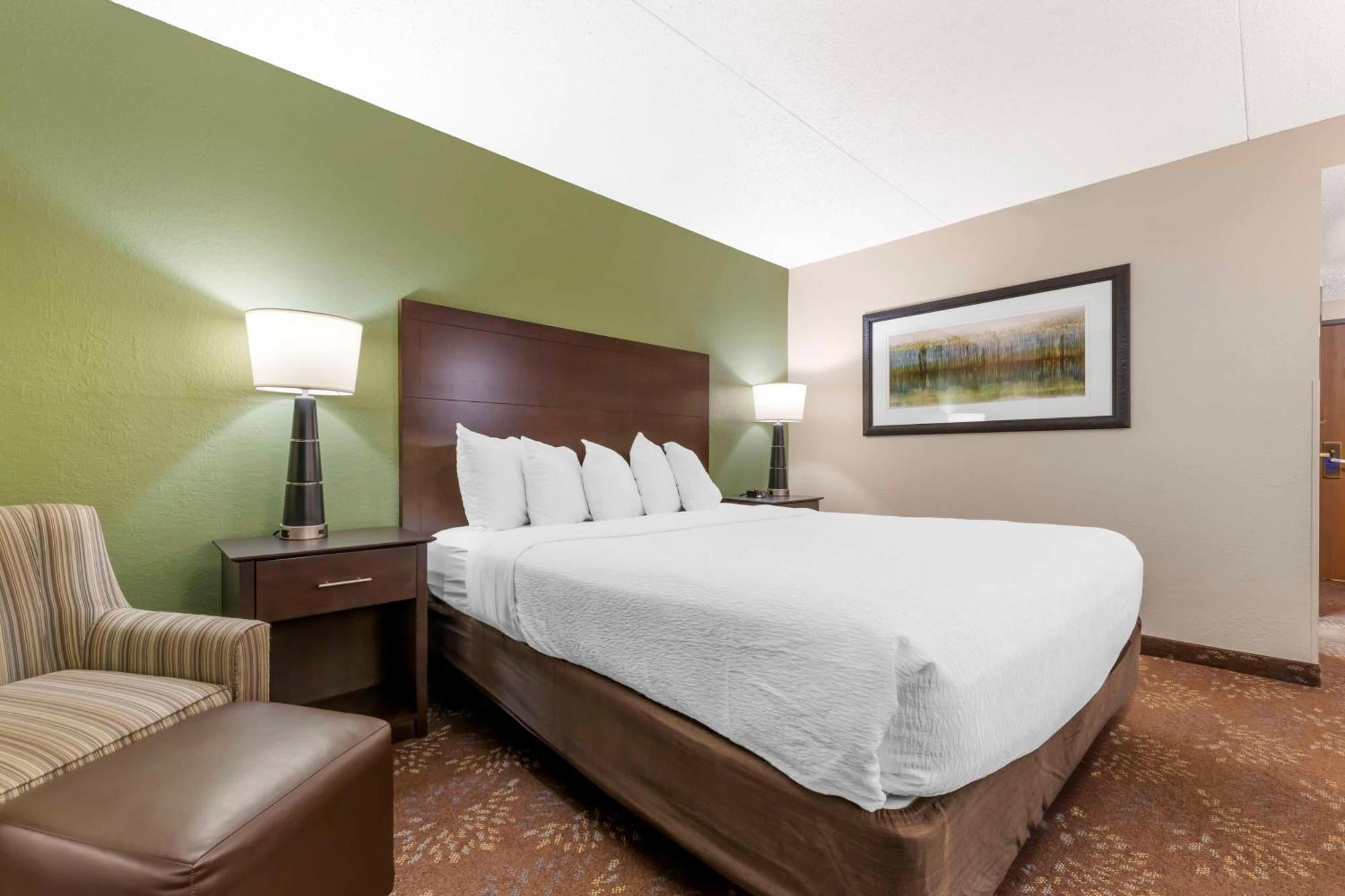 Best Western Plus New Ulm Exterior photo